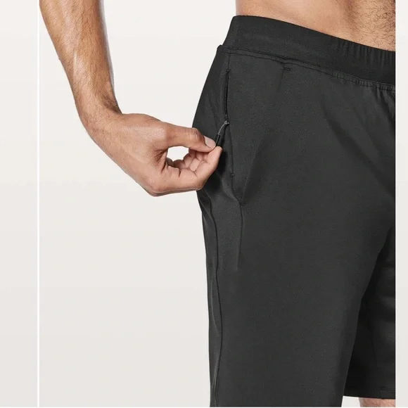 Lululemon Fundamental Short - Picture 3 of 11